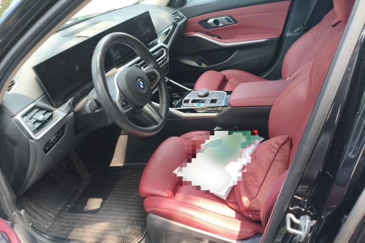 Used BMW i3 2024 eDrive 35 L Driver Seat