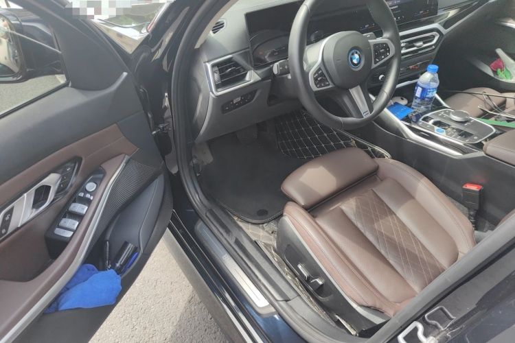 Used BMW i3 2024 eDrive 35 L Driver Seat