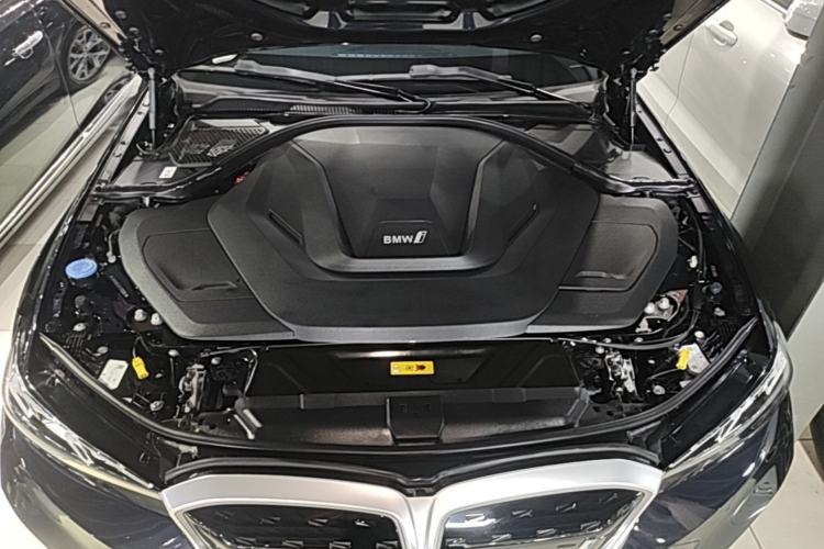 Used BMW i3 2024 eDrive 35 L Engine Bay