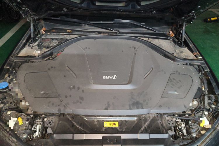Used BMW i3 2024 eDrive 35 L Engine Bay