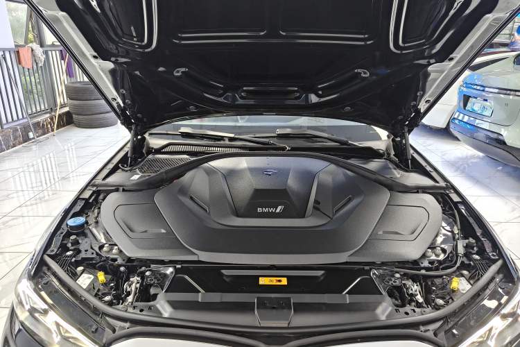 Used BMW i3 2024 eDrive 35 L Engine Bay