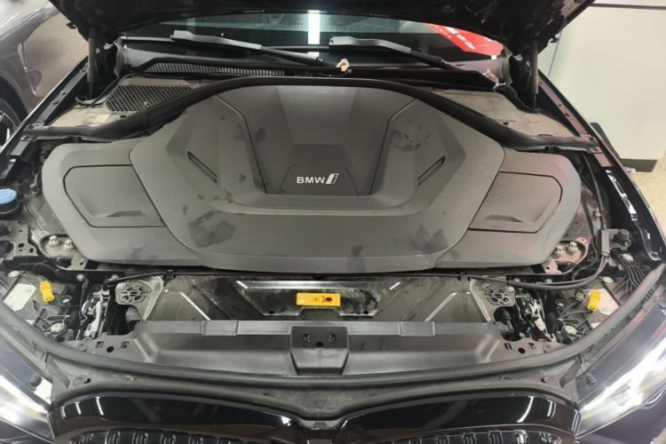 Used BMW i3 2024 eDrive 35 L Engine Bay