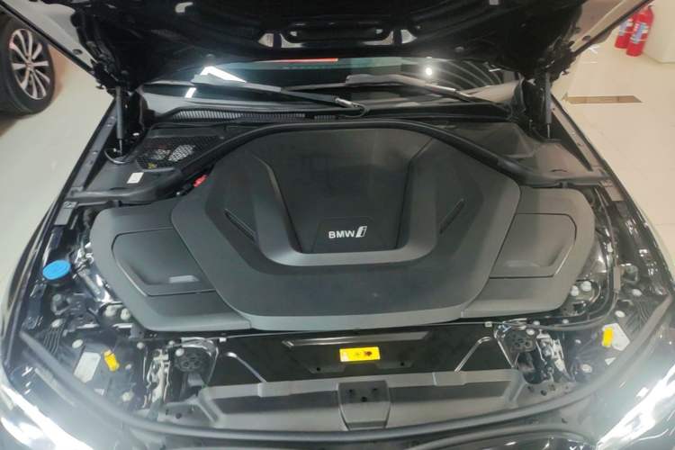 Used BMW i3 2024 eDrive 40 L Midnight Edition Engine Bay
