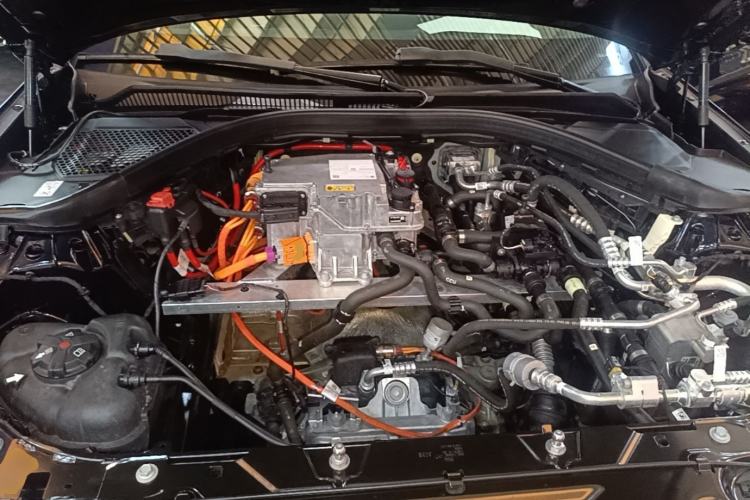 Used BMW i3 2024 eDrive 40 L Midnight Sports Package Engine Bay