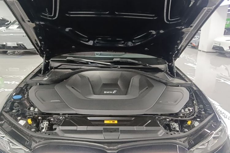Used BMW i3 2024 eDrive 35 L Engine Bay