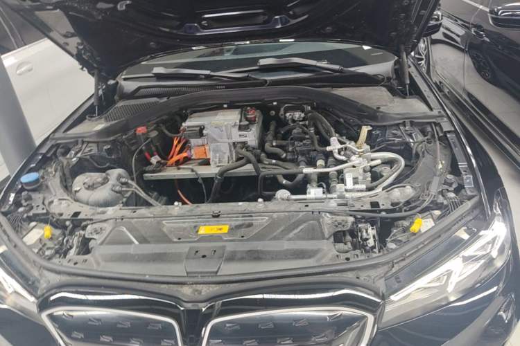 Used BMW i3 2024 eDrive 40 L Midnight Edition Engine Bay