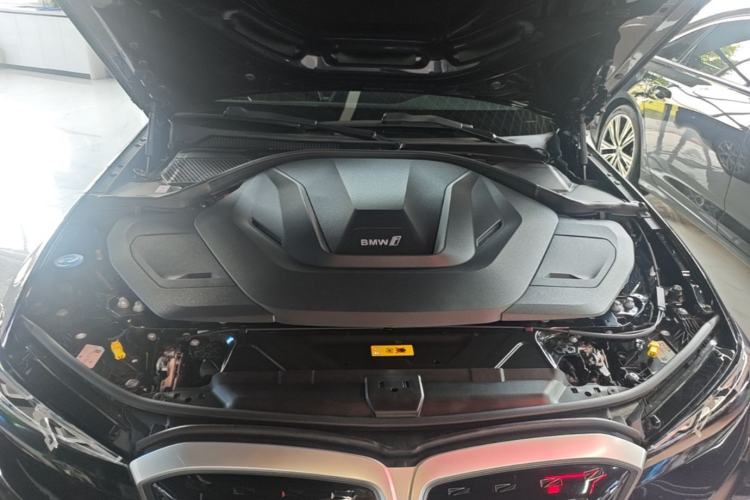 Used BMW i3 2024 eDrive 35 L Engine Bay