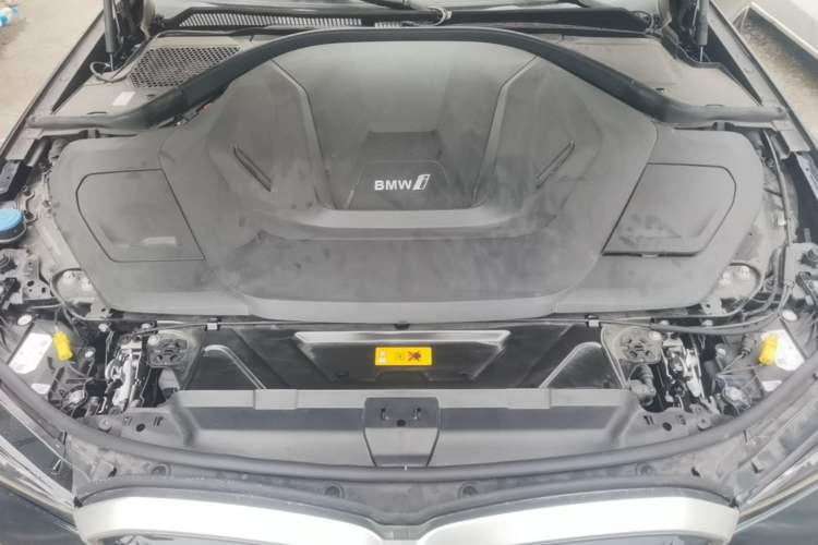 Used BMW i3 2024 eDrive 35 L Engine Bay