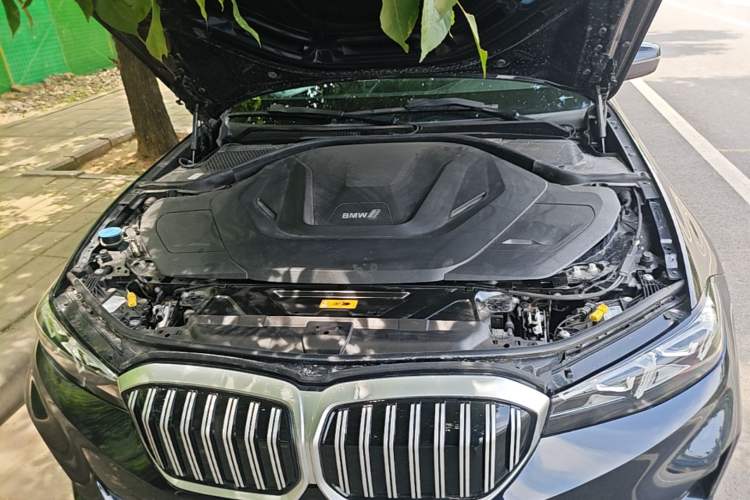 Used BMW i3 2024 eDrive 35 L Engine Bay