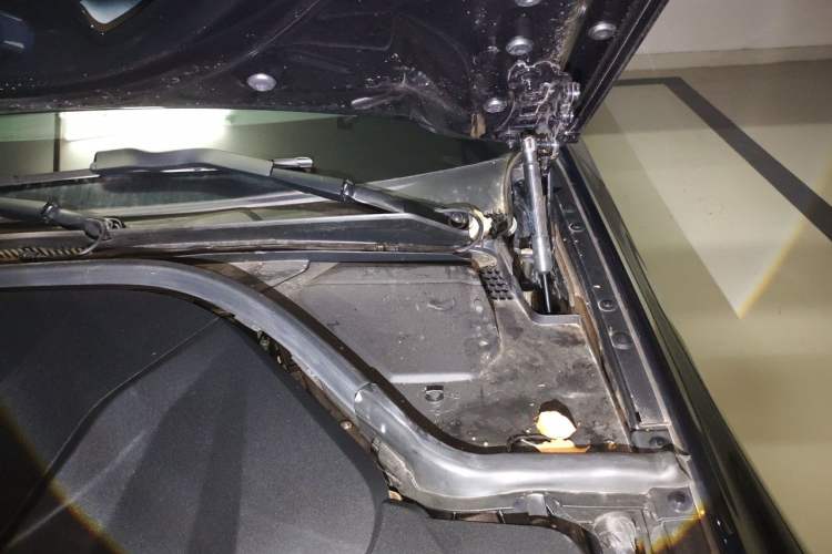Used BMW i3 2024 eDrive 40 L Midnight Sports Package Engine Bay Left
