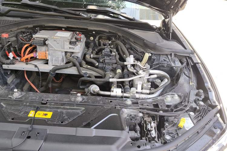 Used BMW i3 2024 eDrive 35 L Engine Bay Left
