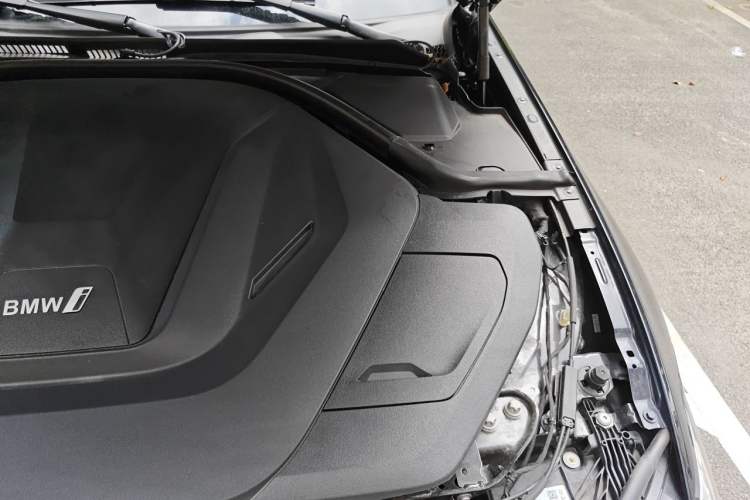 Used BMW i3 2024 eDrive 35 L Engine Bay Left