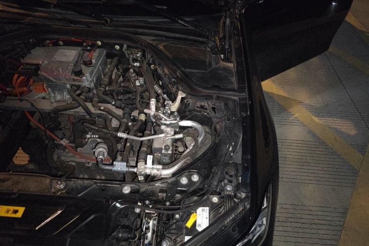 Used BMW i3 2024 eDrive 35 L Engine Bay Left