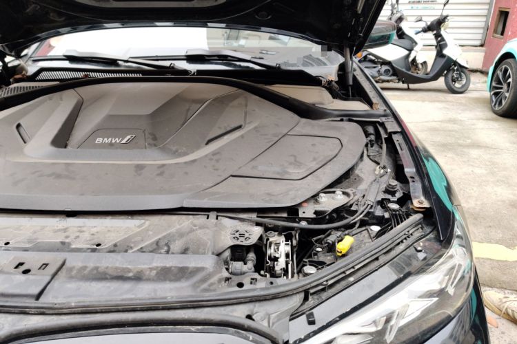 Used BMW i3 2024 eDrive 40 L Midnight Edition Engine Bay Left