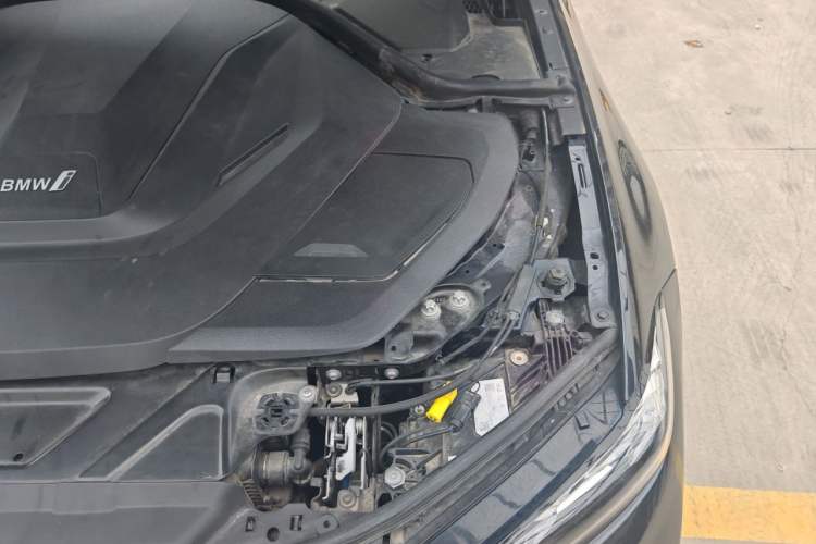 Used BMW i3 2024 eDrive 35 L Engine Bay Left