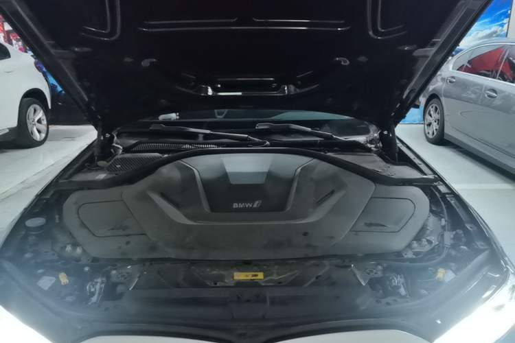 Used BMW i3 2024 eDrive 35 L Engine Bay