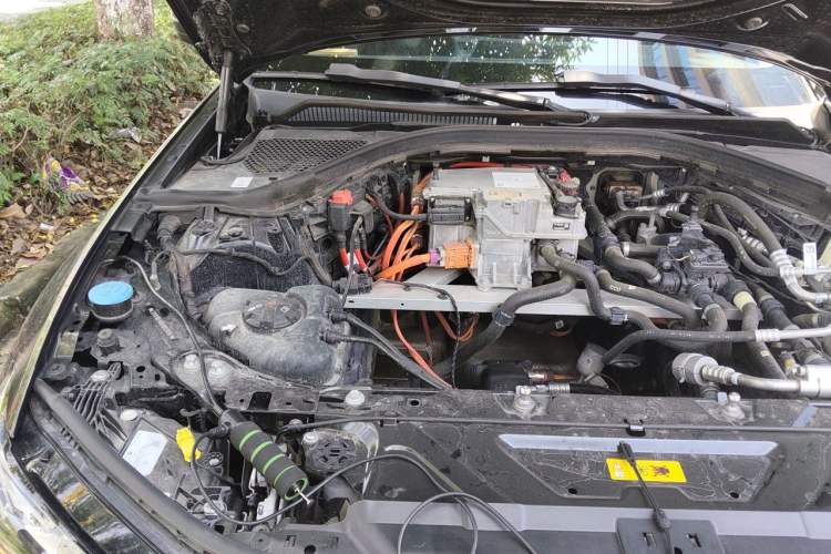 Used BMW i3 2024 eDrive 35 L Engine Bay Right