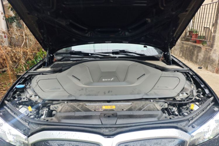 Used BMW i3 2024 eDrive 35 L Engine Bay