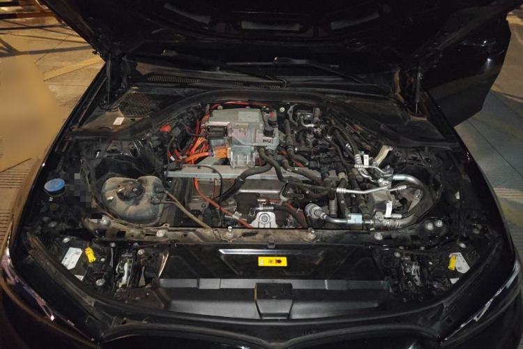Used BMW i3 2024 eDrive 35 L Engine Bay