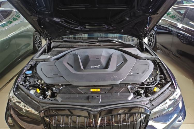 Used BMW i3 2024 eDrive 35 L Engine Bay