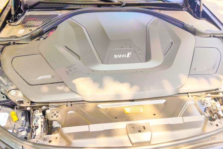 Used BMW i3 2024 eDrive 35 L Engine Bay
