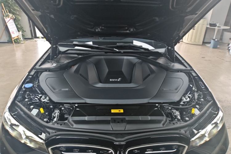 Used BMW i3 2024 eDrive 40 L Midnight Edition Engine Bay