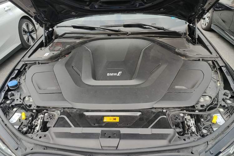 Used BMW i3 2024 eDrive 35 L Engine Bay
