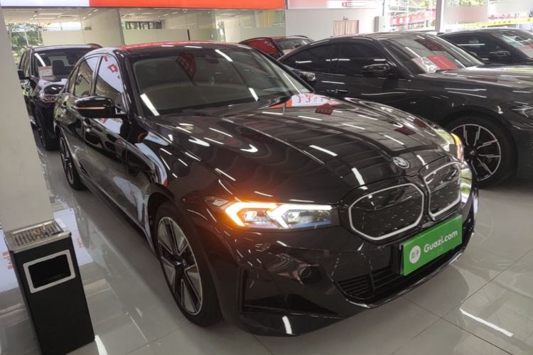 Used BMW i3 2024 eDrive 40 L Midnight Sports Package Exterior 1