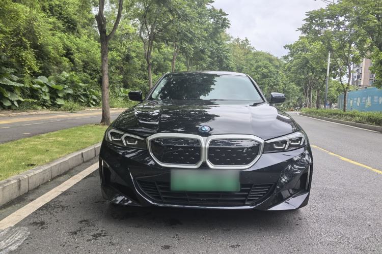 Used BMW i3 2024 eDrive 35 L Exterior 1