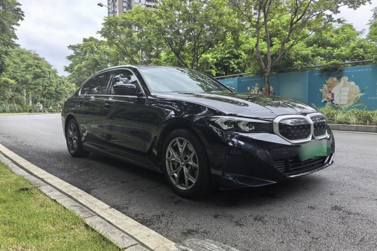 Used BMW i3 2024 eDrive 35 L Exterior 2