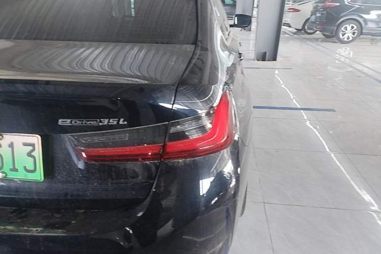 Used BMW i3 2024 eDrive 35 L Exterior 3