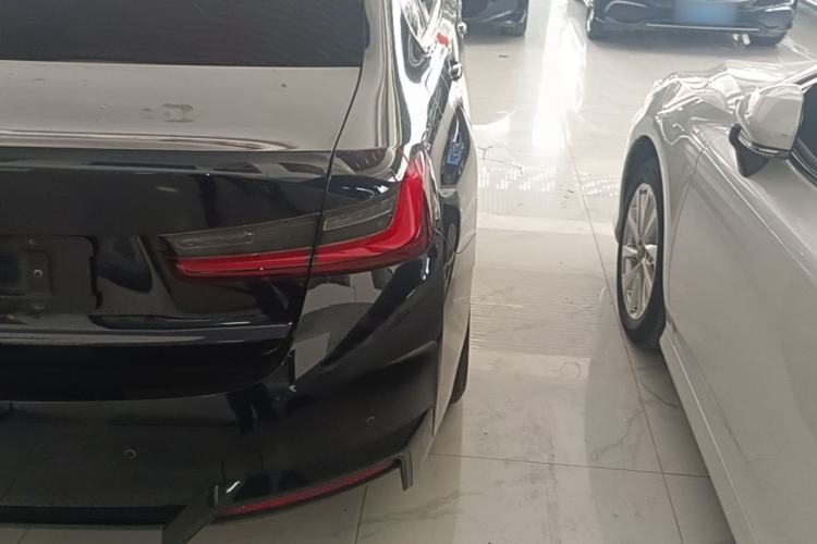 Used BMW i3 2024 eDrive 35 L Exterior 3