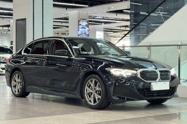 Used BMW i3 2024 eDrive 35 L Exterior 3