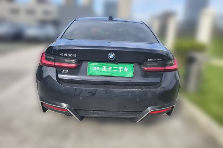 Used BMW i3 2024 eDrive 35 L Exterior 4