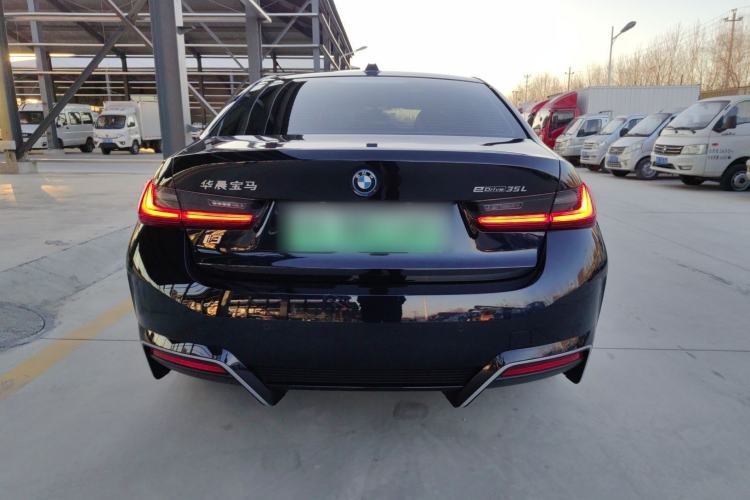 Used BMW i3 2024 eDrive 35 L Exterior 4