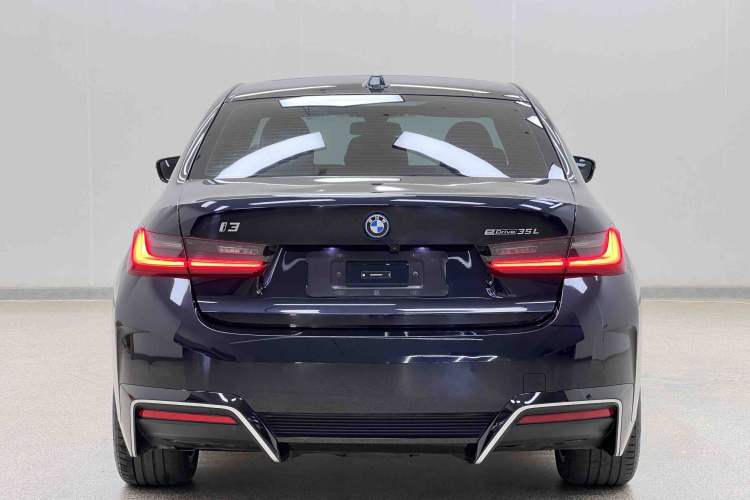Used BMW i3 2024 eDrive 35 L Exterior 5