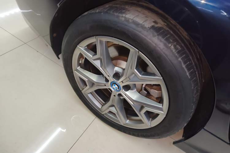 Used BMW i3 2024 eDrive 35 L Exterior 5