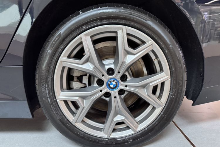 Used BMW i3 2024 eDrive 35 L Exterior 5