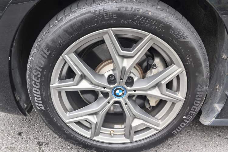 Used BMW i3 2024 eDrive 35 L Exterior 6