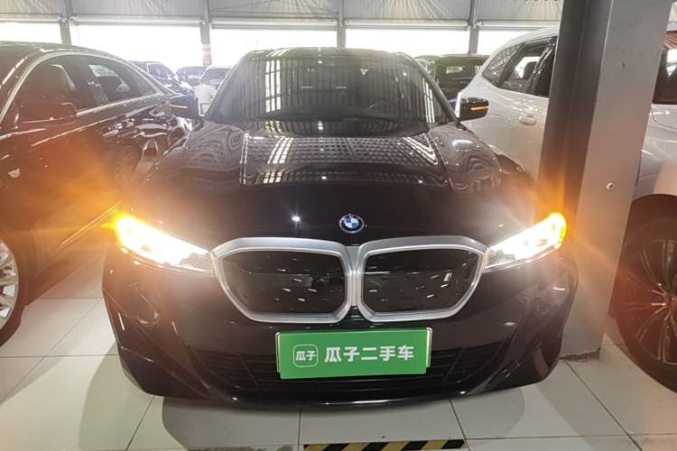 Used BMW i3 2024 eDrive 35 L Front