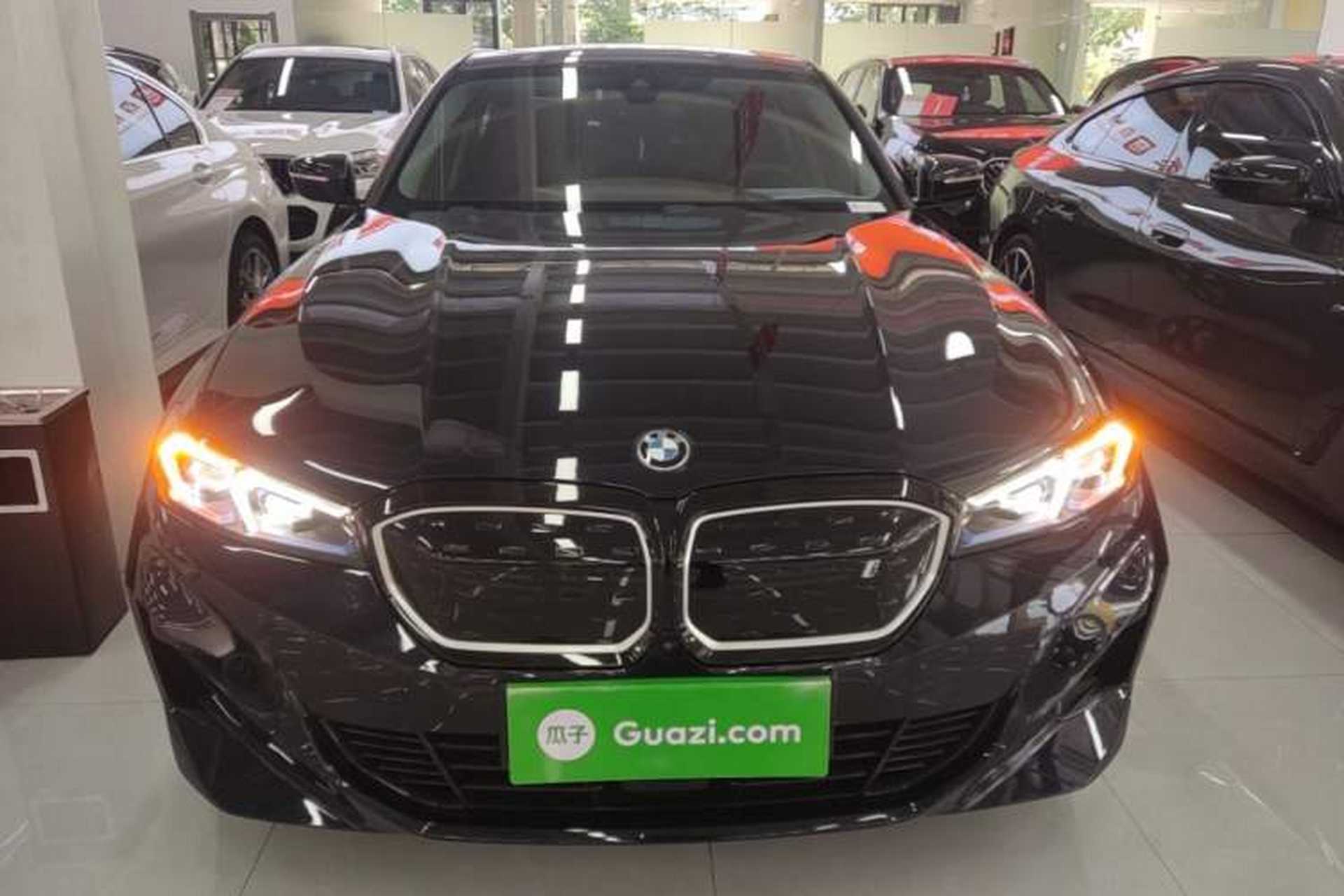 Used BMW i3 2024 eDrive 40 L Midnight Sports Package Front