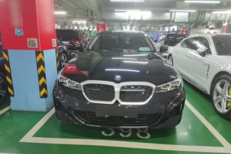 Used BMW i3 2024 eDrive 35 L Front