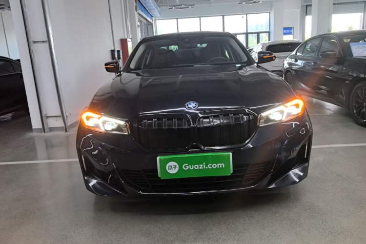 Used BMW i3 2024 eDrive 35 L Front