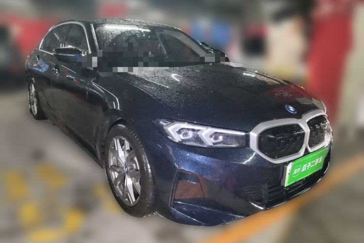 Used BMW i3 2024 eDrive 35 L Front Right 45 Deg