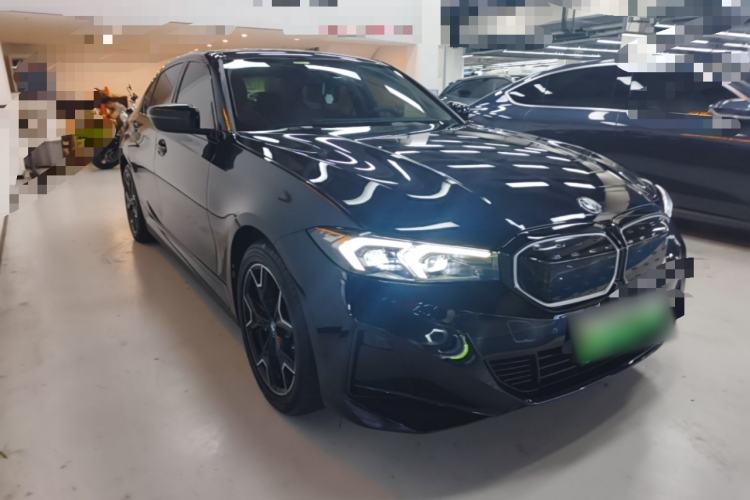 Used BMW i3 2024 eDrive 40 L Midnight Edition Front Right 45 Deg