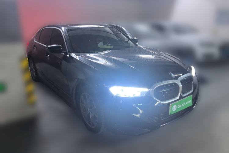 Used BMW i3 2024 eDrive 35 L Front Right 45 Deg