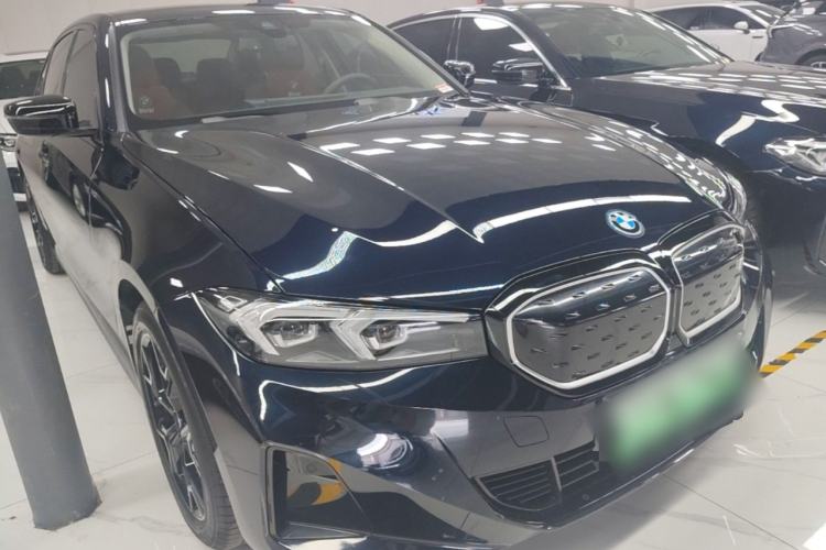 Used BMW i3 2024 eDrive 40 L Midnight Edition Front Right 45 Deg