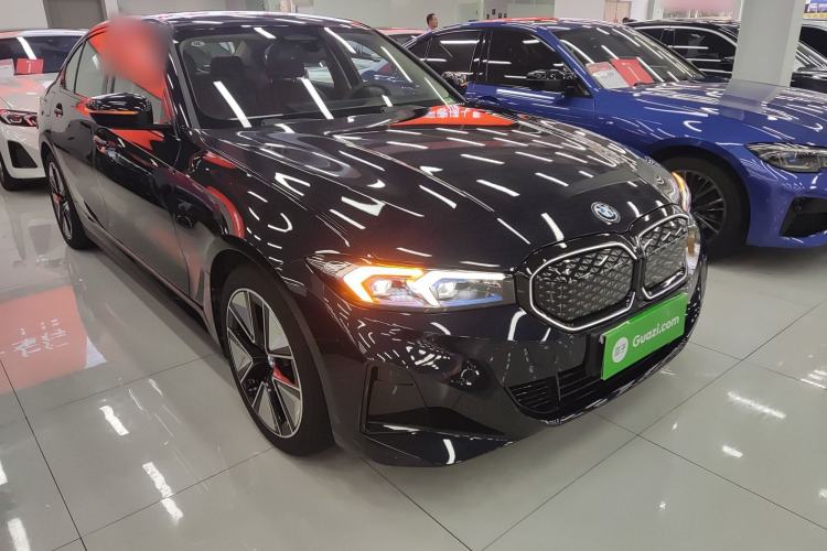 Used BMW i3 2024 eDrive 40 L Midnight Sports Package Front Right 45 Deg