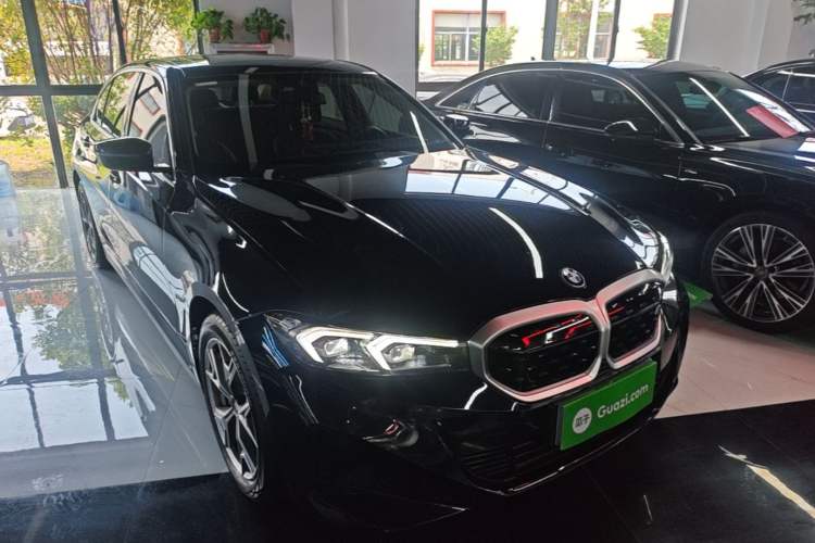 Used BMW i3 2024 eDrive 35 L Front Right 45 Deg