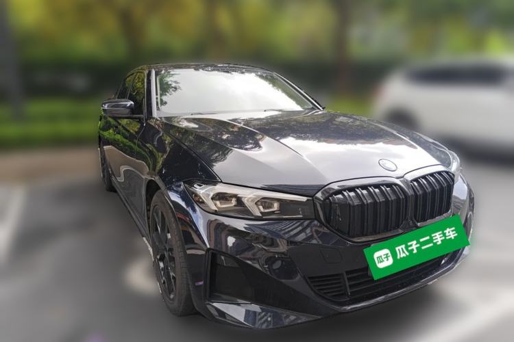 Used BMW i3 2024 eDrive 35 L Front Right 45 Deg